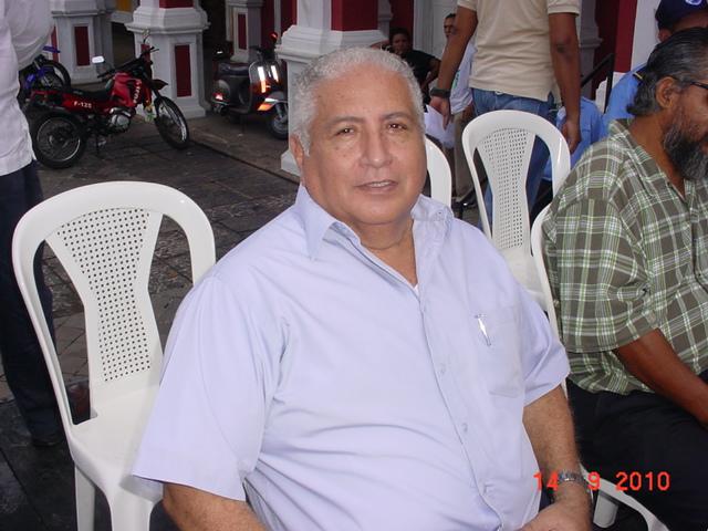 Lic. Rorger Sequeira, fue un brilate estudiante y ahora un destacado director de ensenanza tecnica y superior